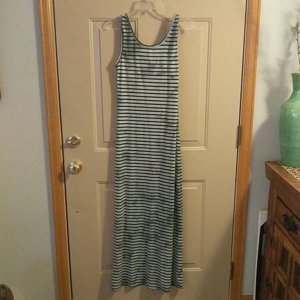 🆕NWT Maxi Dress